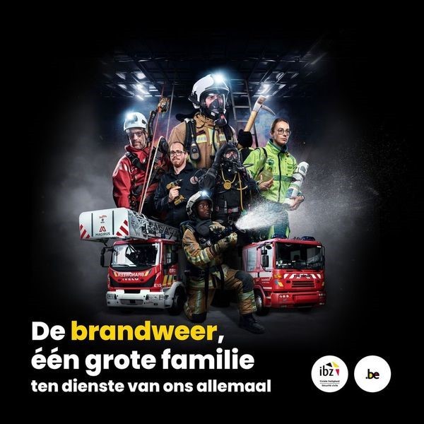 De brandweer één grot familie